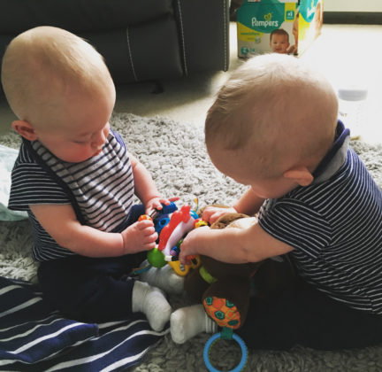 Our Struggle With Infertility Ended In Panic When Our Twins Were Born Too Early - our struggle with infertility ended in panic when our twins were born too early 15 432x420